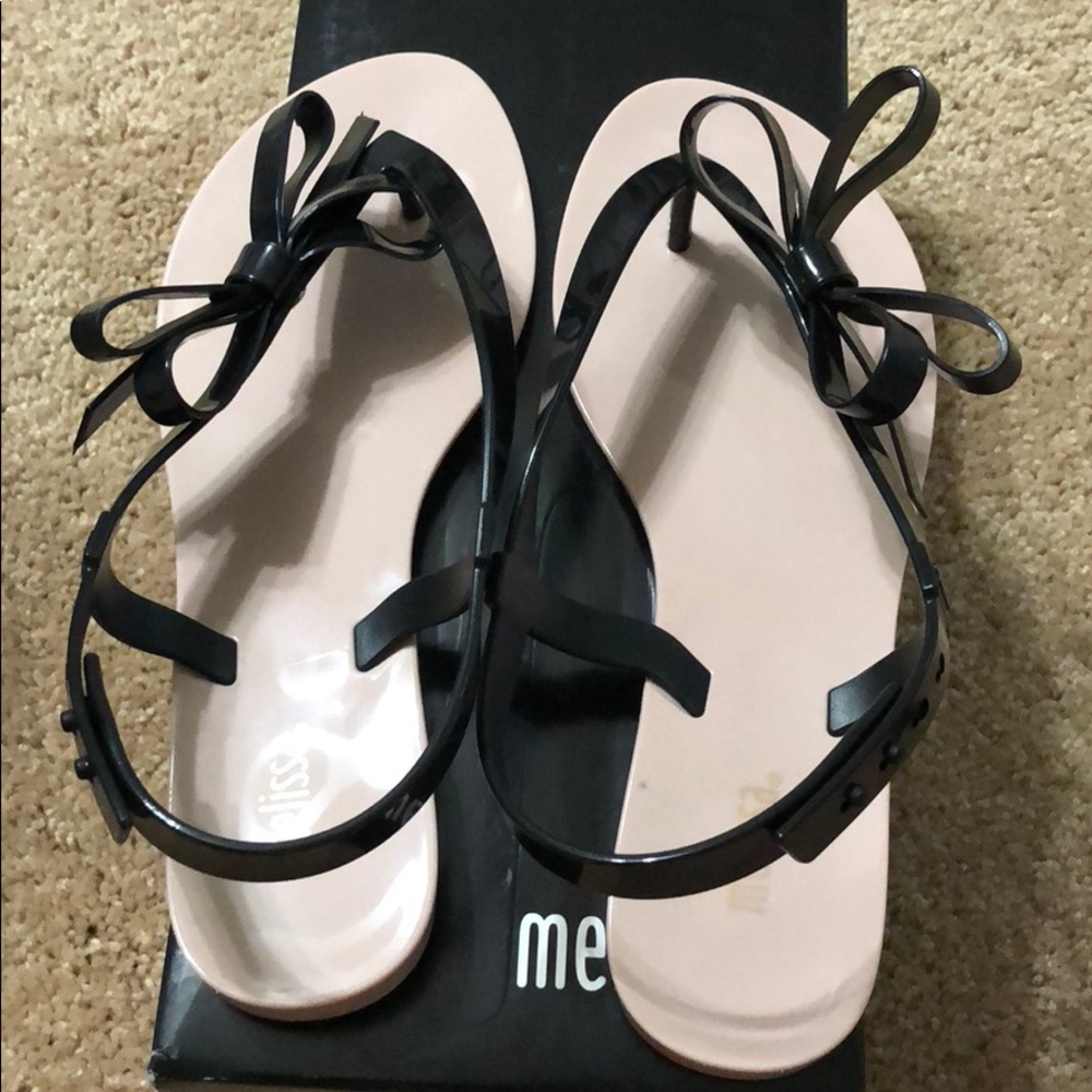 brand new Melissa size 6